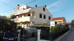 Гостиница Apartments Mirijana  Задар
